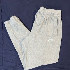 Nike Sportswear Club jersey cotton joggers men size M. Heather grey.